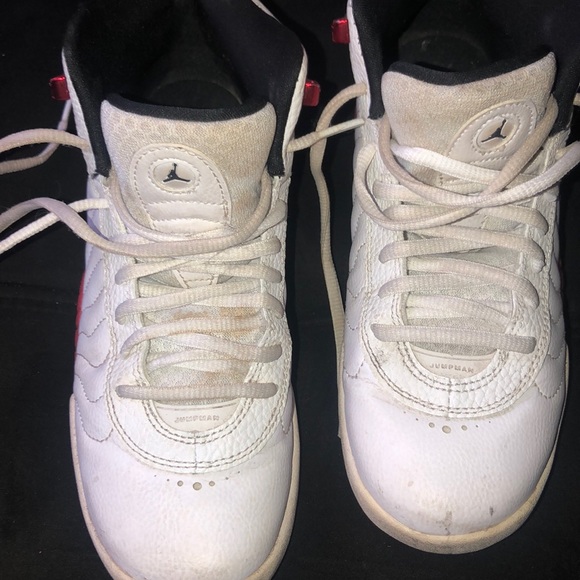 Used Jordan’s - Picture 1 of 4